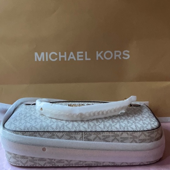 ✈️🌸✈️ MICHAEL KORS JET SET LARGE CROSSBODY ✈️🌸✈️NWT - Picture 7 of 16
